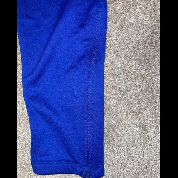 Under Armour Sweats - Picture 3 of 3